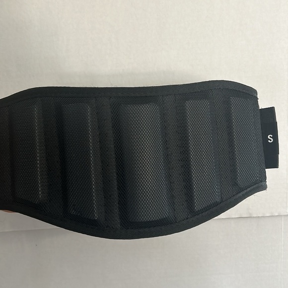 Nike structured training belt weight lifting size S - Picture 2 of 4